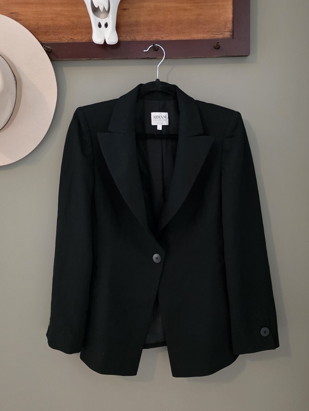 Armani Collezioni Black Blazer Womens Minimalist Career Business Casual Classic